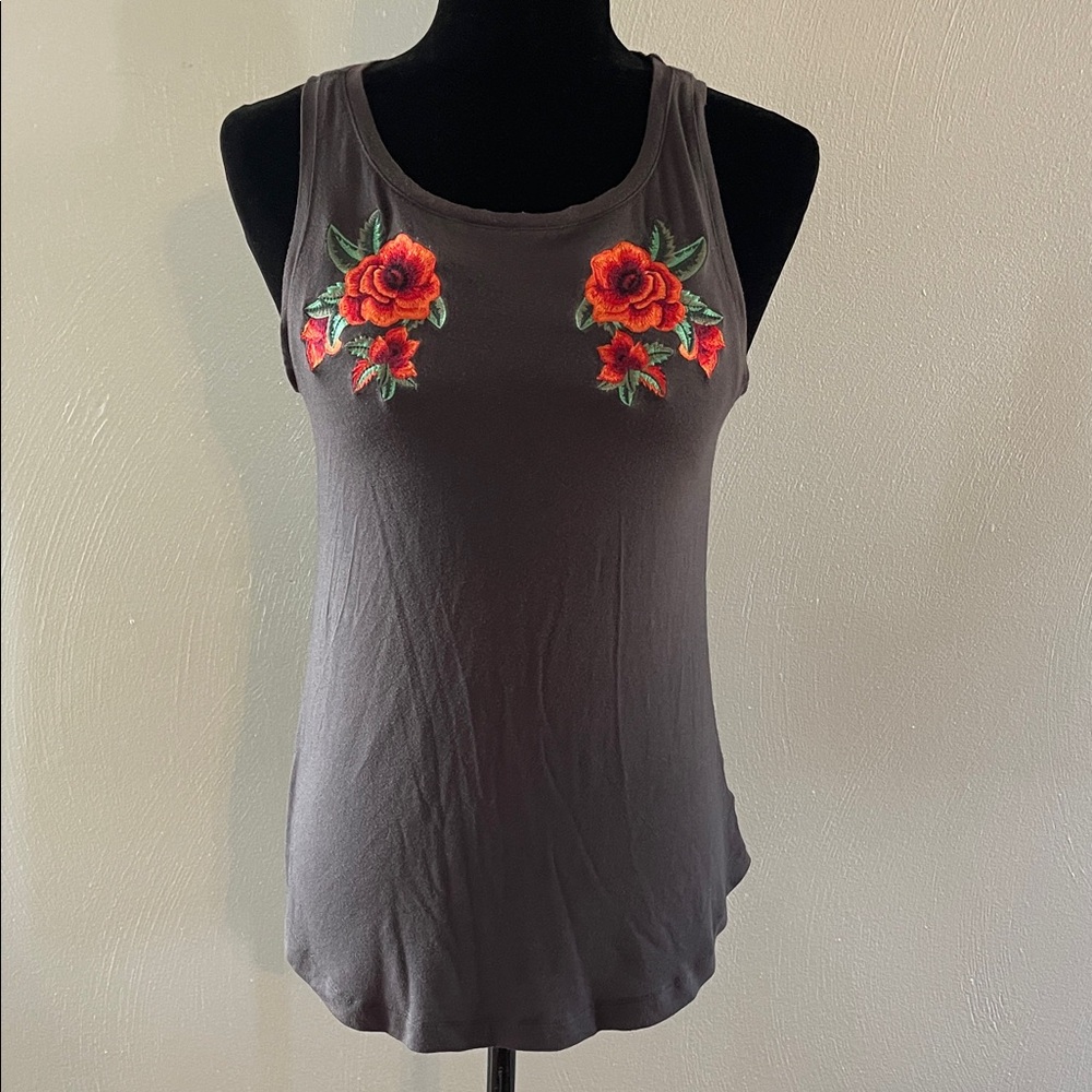 American Eagle Soft & Sexy Gray Tank Top Rose Embroidered Floral XS